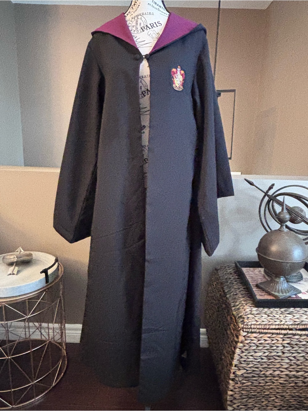 Gryffindor-Inspired Black Robe with Burgundy Lining -Universal Studios